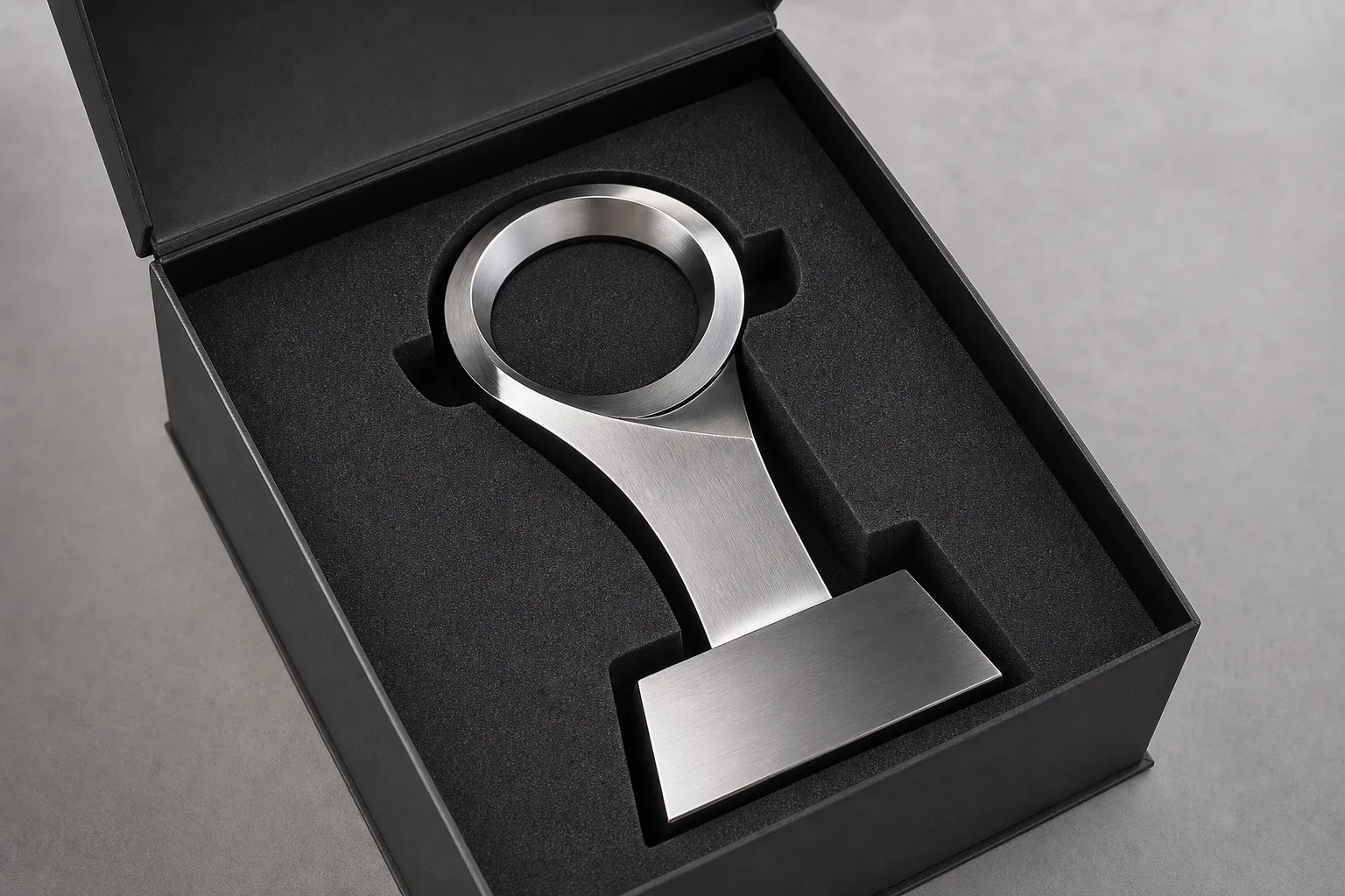 Corporate award in fitted presentation packaging